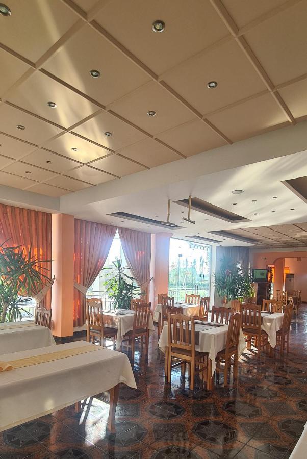 Hotel Nicola Lezhë Zewnętrze zdjęcie