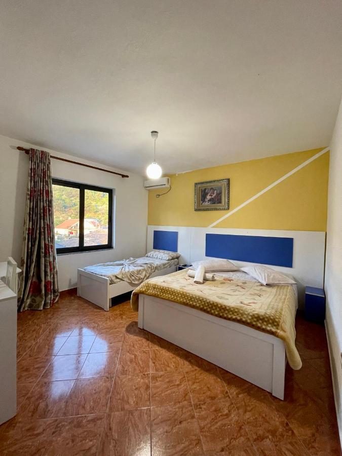 Hotel Nicola Lezhë Zewnętrze zdjęcie